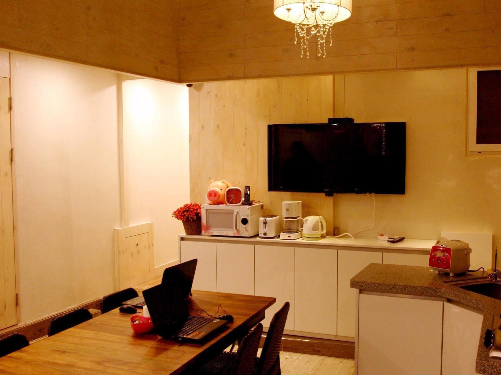 Unni House Vandrehjem Seoul Eksteriør billede